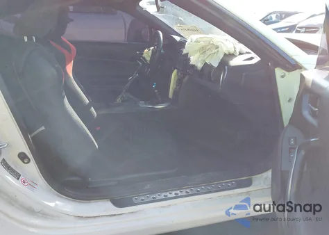 2014 Scion Fr-S z USA, uszkodzony, nr VIN JF1ZNAA14E9703129